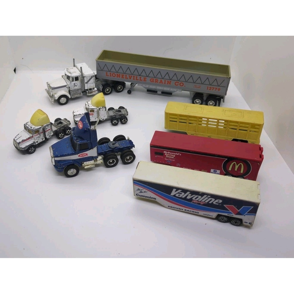 Lot Of Miscellaneous Tractor Trailer Trucks Bodies And Trailers.